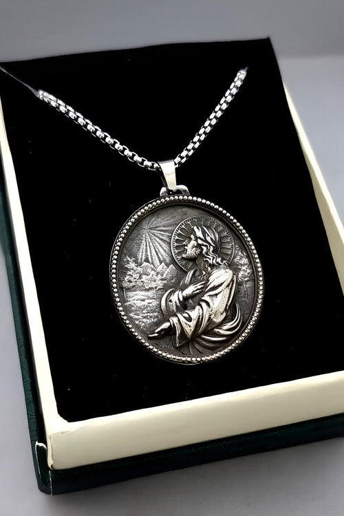 گردنبند حضرت مسیح