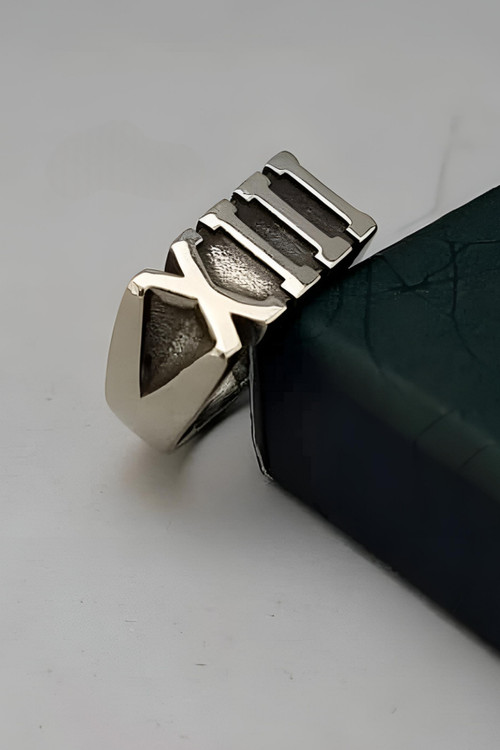 انگشتر 13 یونانی