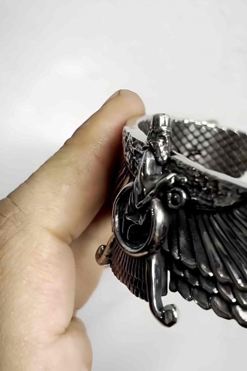 دستبند کوروش بزرگ