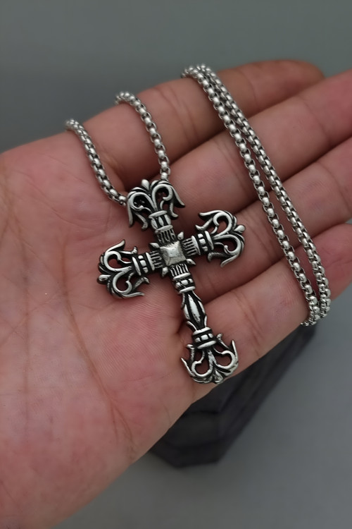 گردنبند مردانه