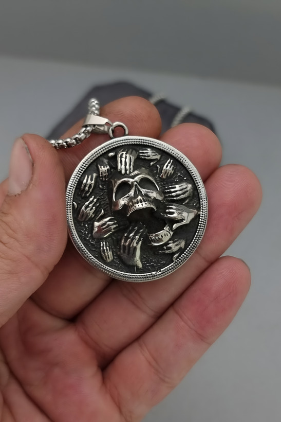 گردنبند مرگ