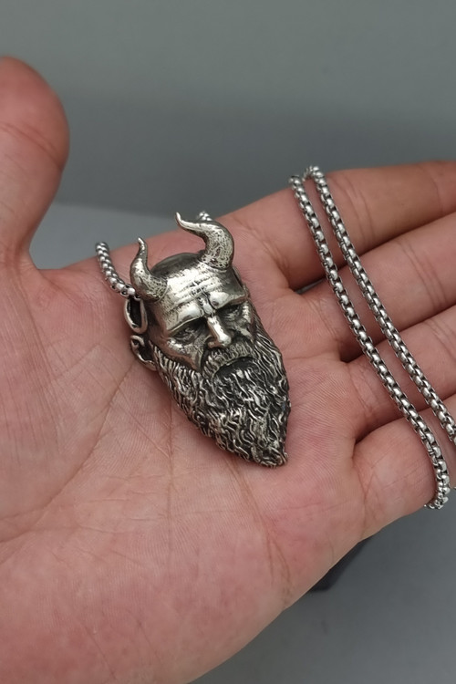 گردنبند خدای جنگ