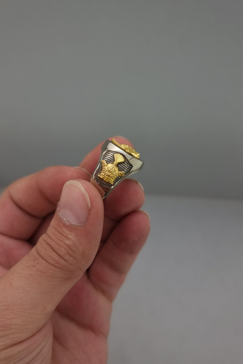 انگشتر شیر خورشید