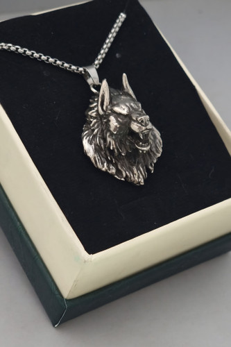 انگشتر گرگینه