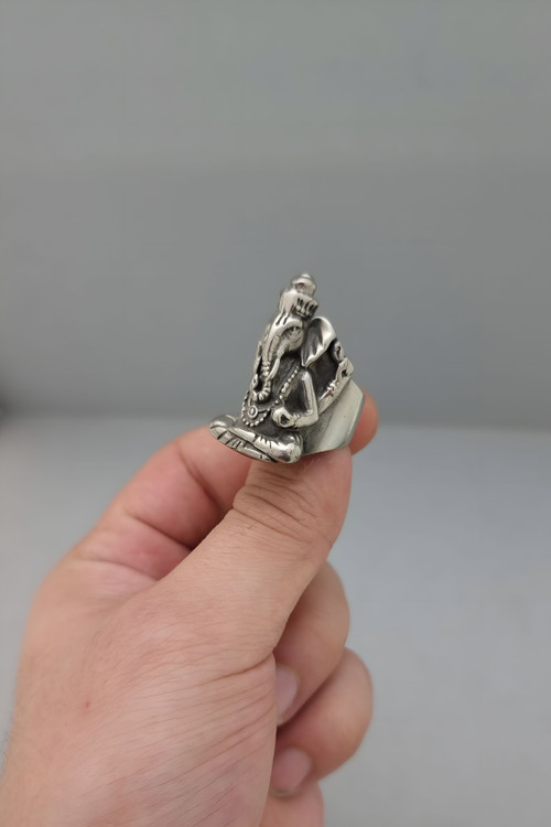 انگشتر بودا