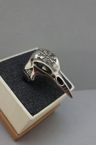 انگشتر کلاغ