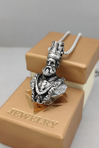 گردنبند نادرشاه