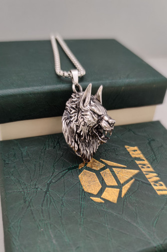 گردنبند گرگ