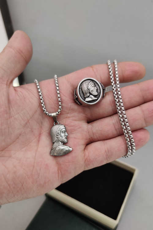 ست کوروش بزرگ