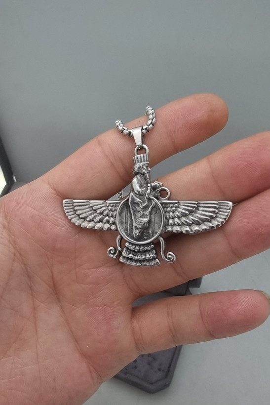 ست گردنبند انگشتر دستبند فروهر